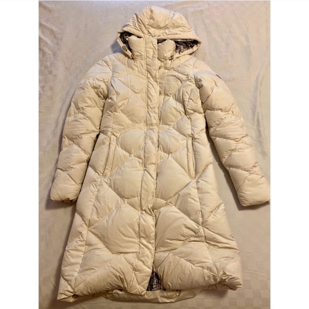 The North Face 550 Women’s Vintage White Coat